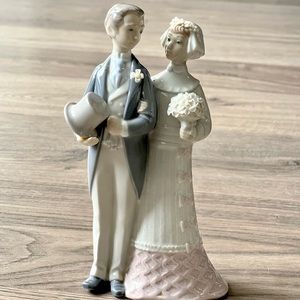 Lladro porcelain wedding couple.